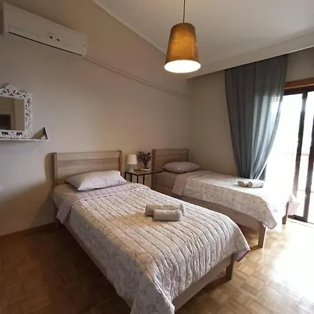Summer Breeze House بيت للعطل PalaiónTsiflíkion